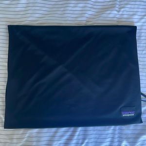 Patagonia Large Black Dust Gift Bag